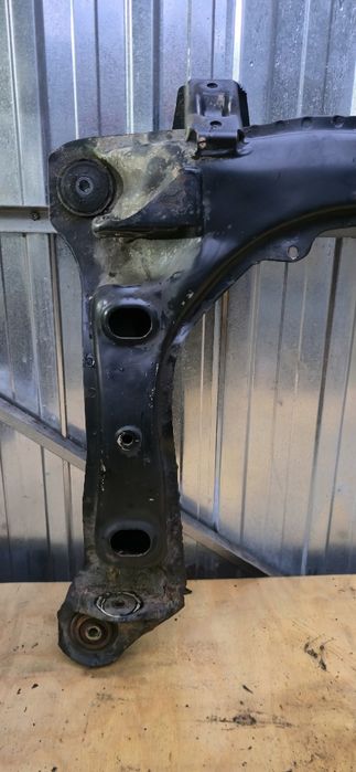 Sanki Kołyska Wózek Przód Audi 80 B4 2.3 NG