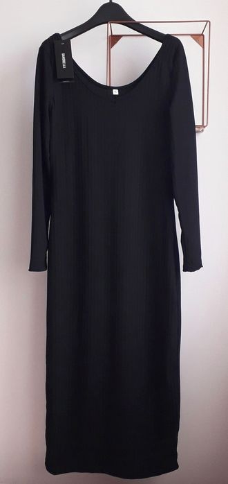 Czarna sukienka midi Sandbella roz. S nowa