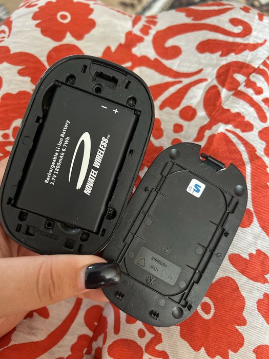 Карманный 3G/4G-LTE/CDMA роутер Novatel MiFi 5510L