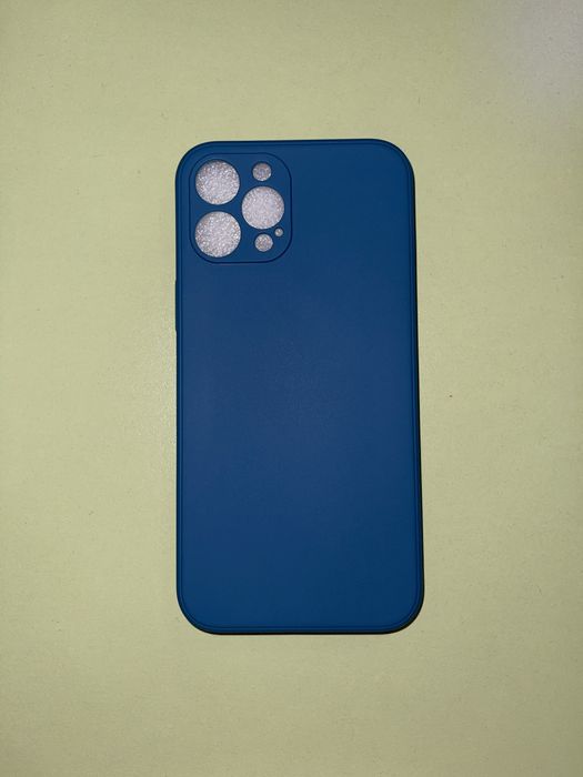 Продам чохол на iphone 12pro max