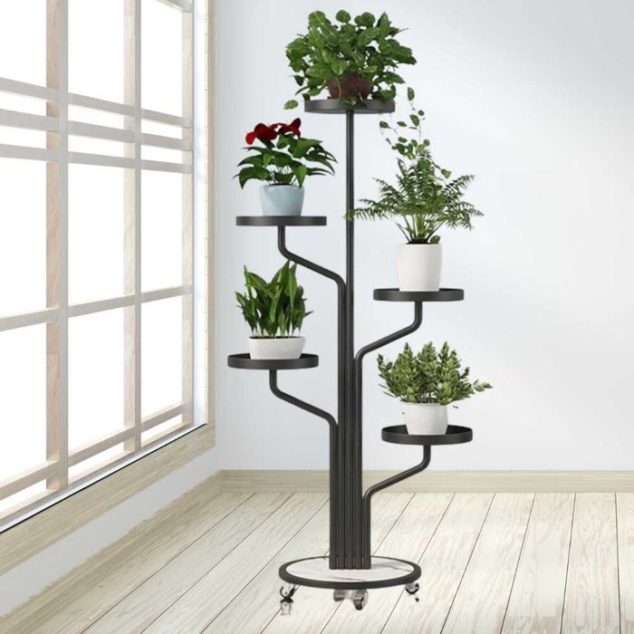 Metalowy kwietnik z 5 półkami na kółkach, czarny, okrągłe talerze