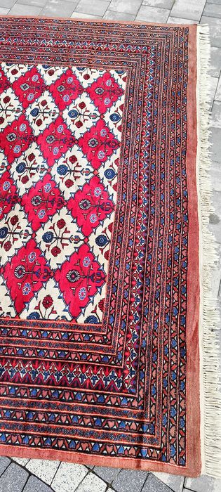 Sirjan dywan wełniany ręcznie tkany 323 x 224 cm perski piękny