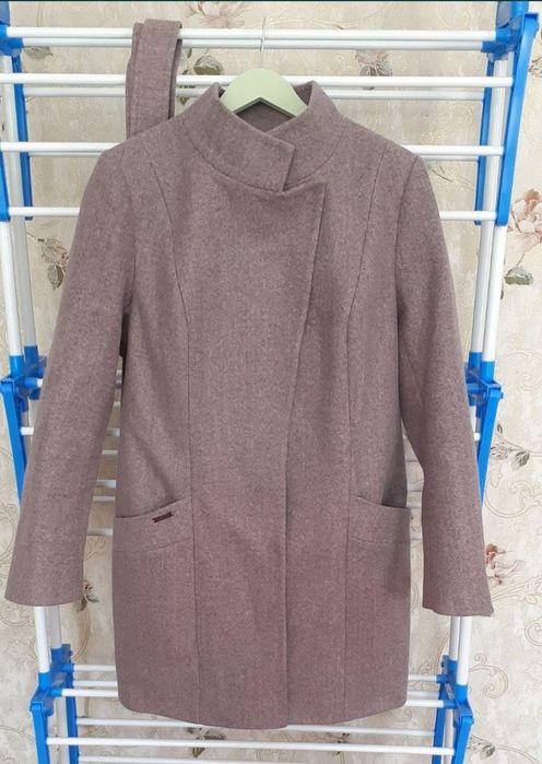 Пальто жіноче осінь-весна 48-50 р.