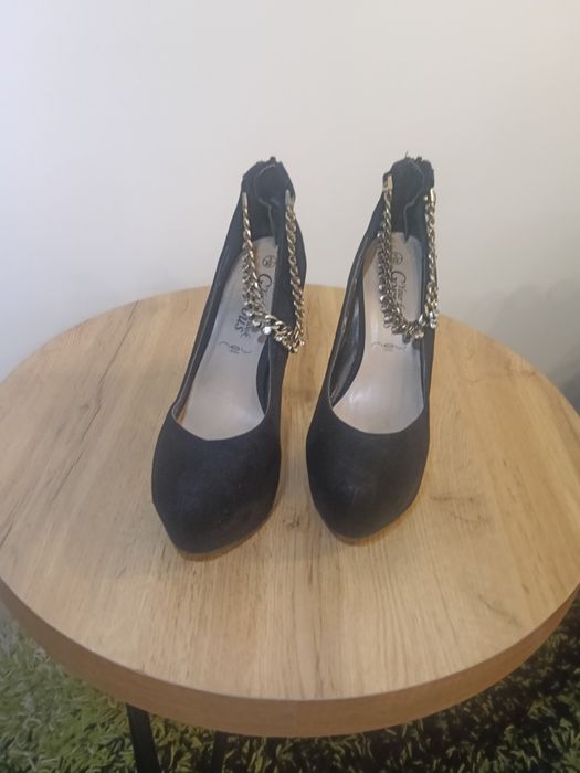 Szpilki roz 38. Platforma