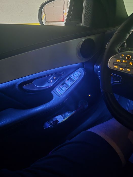 Mercedes-Benz C300de AMG -Plug-in Hybrid Night Edition — Performance,