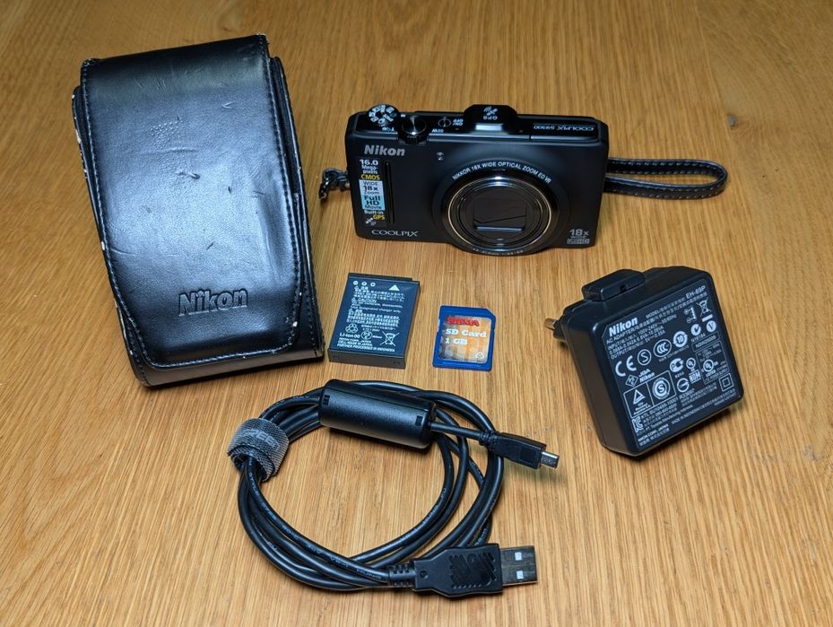 Nikon Coolpix S9300 + akcesoria // JAK NOWY