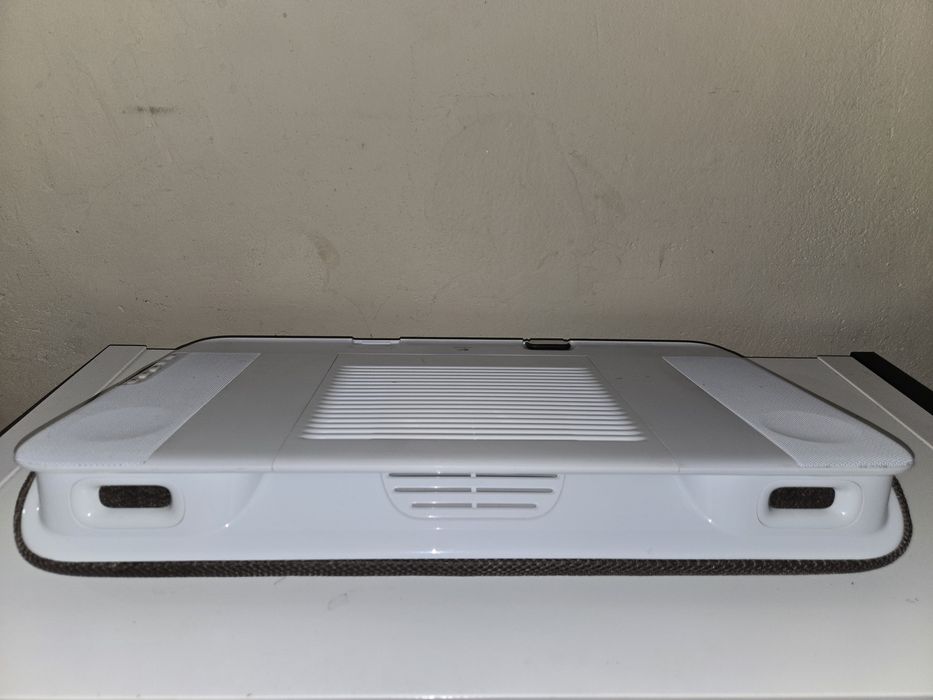 Podstawka chłodząca Logitech Speaker Lapdesk N700