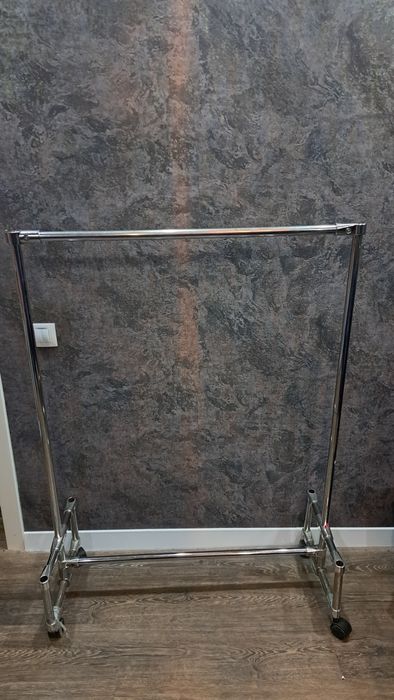 Стойка для  одежды