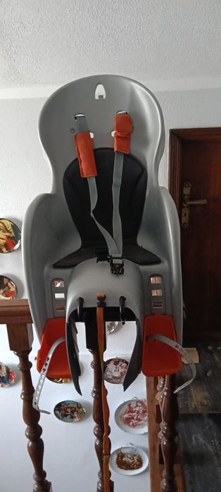 Vendo cadeira de criança para bicicleta
