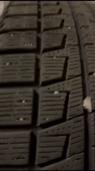 Зимова гума Bridgestone Blizzak 245/50/r18 runflat кінець 2018 року