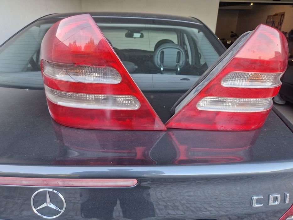 Farolins Traseiros Mercedes Classe C W203