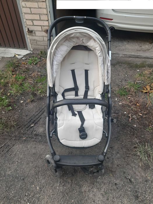 sprzedam wózek dziecięcy x-lander  beżowy plus dodatki