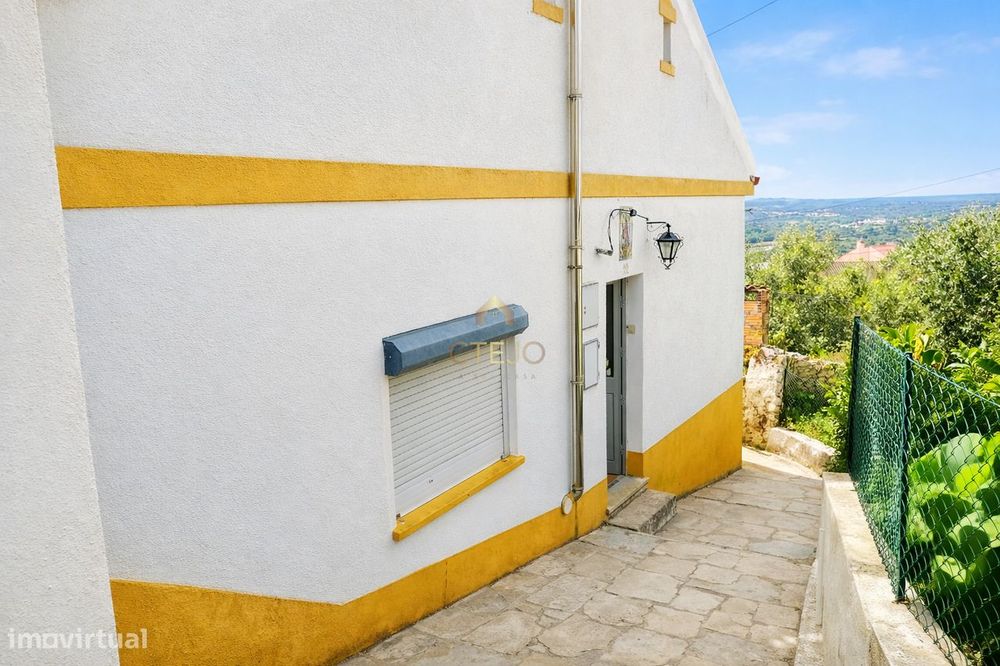 Vivenda com Vista Rio em Ortiga - Mação