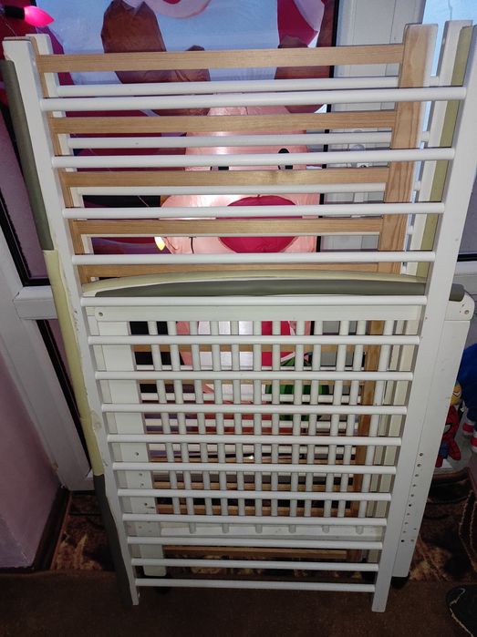 Łóżeczko dziecięce  z dostawką