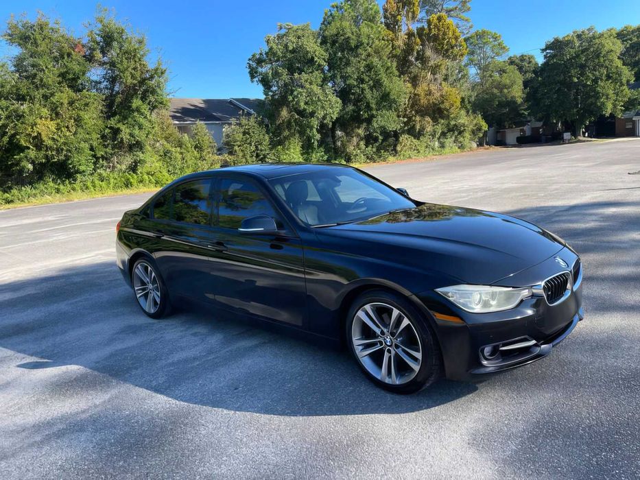 BMW 3 Series 328i      2014