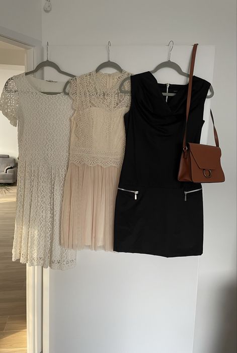 Sukienka XS S M biała kremowa czarna i torebka