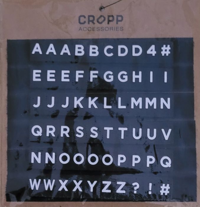 Cropp akcesoria literki alfabet na rzep napisy HIT