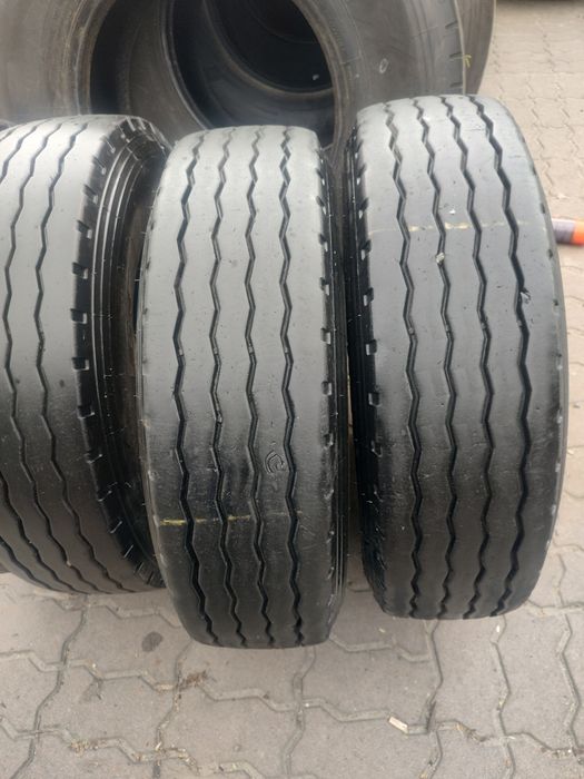 235/75R17,5 7мм шини вантажні бу.
