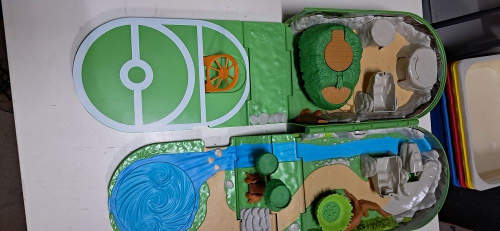 Mala do Pokemon de criança