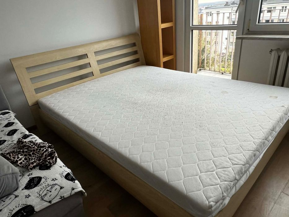 Łóżko do sypialni