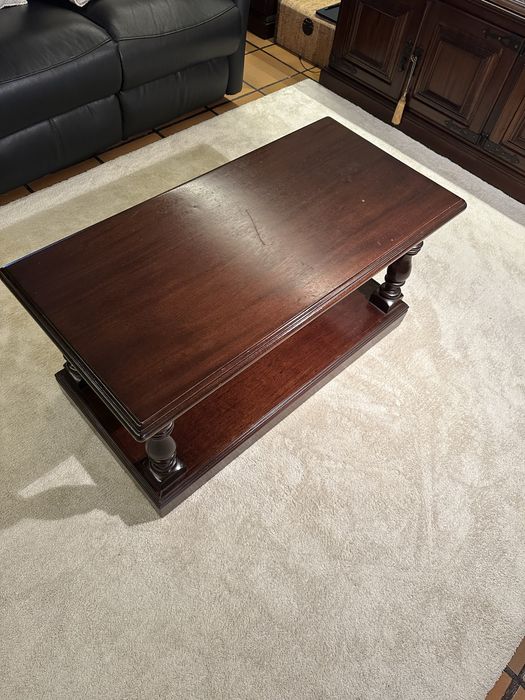 Mesa de centro madeira maciça