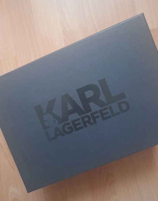 Logowane sneakersy Karl Lagerfeld. 38. Paragon
