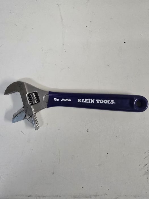 Chave inglesa (klein tools)   Nova, na embalagem