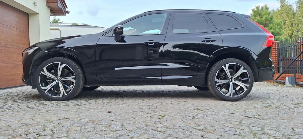 Volvo XC 60 R-design AWD 2.0 B6 300 KM 4x4