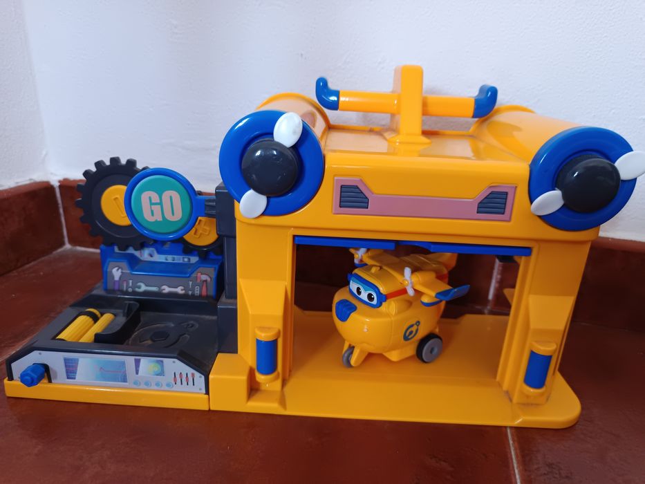 Brinquedos semi usados