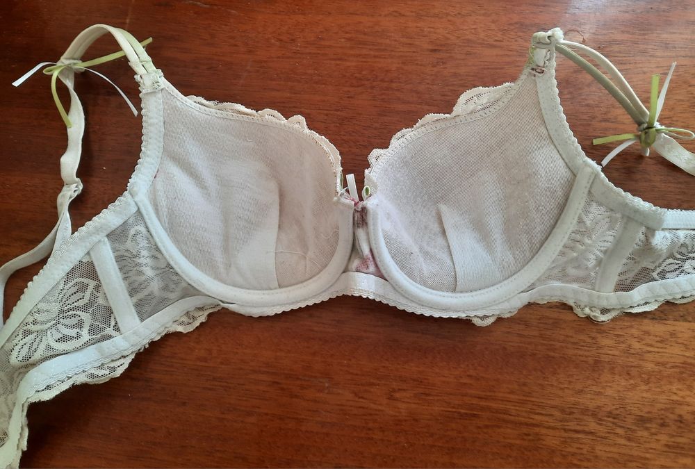 Жіночий  бюстгальтер