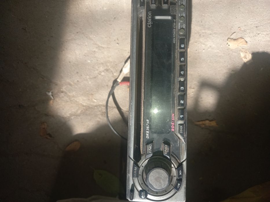 Автомагнітола кларіон