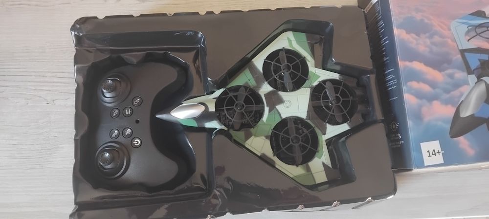 Самолет на радиоуправлении, літак на радіокеруванні K800 MAX (2 акб )