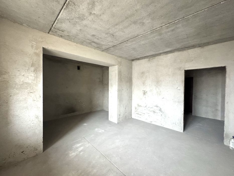 Продаж пентхауса в ЖК Рівьера з видом на реку