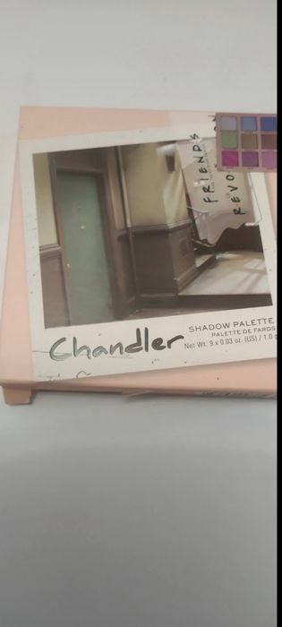 Makeup Revolution x Friends Chandler Eyeshadow Palette - paleta cieni