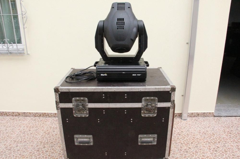 Moving head's martin MAC500 spot robôt's