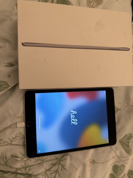 Ipad mini 4 64GB Wifi plus Cellular