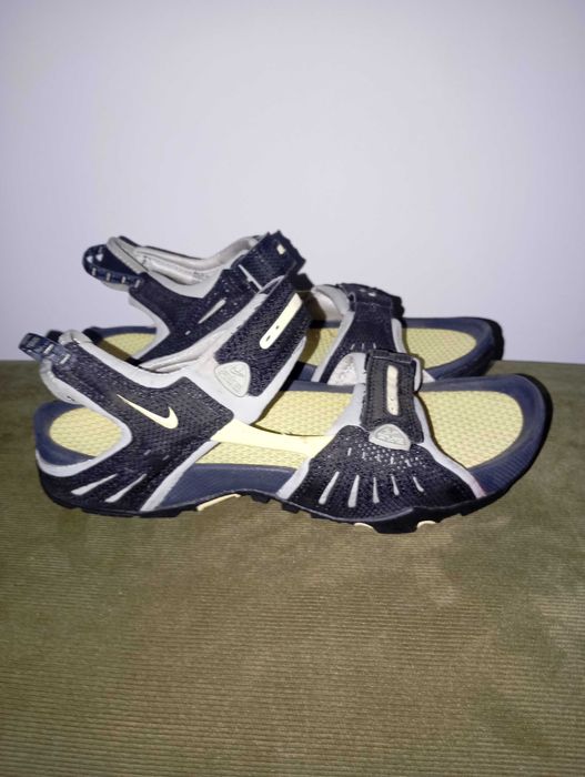 sandały nike acg rozm 39