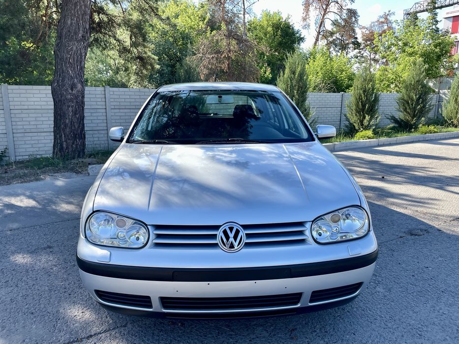 Продам Golf 4 1.6