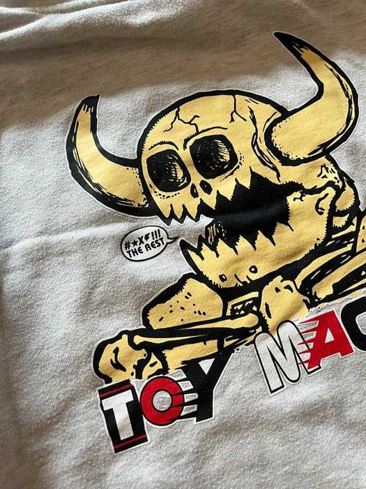 Independent x Toy Machine grey hoodie