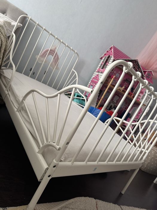 Дитяча кроватка  Ikea