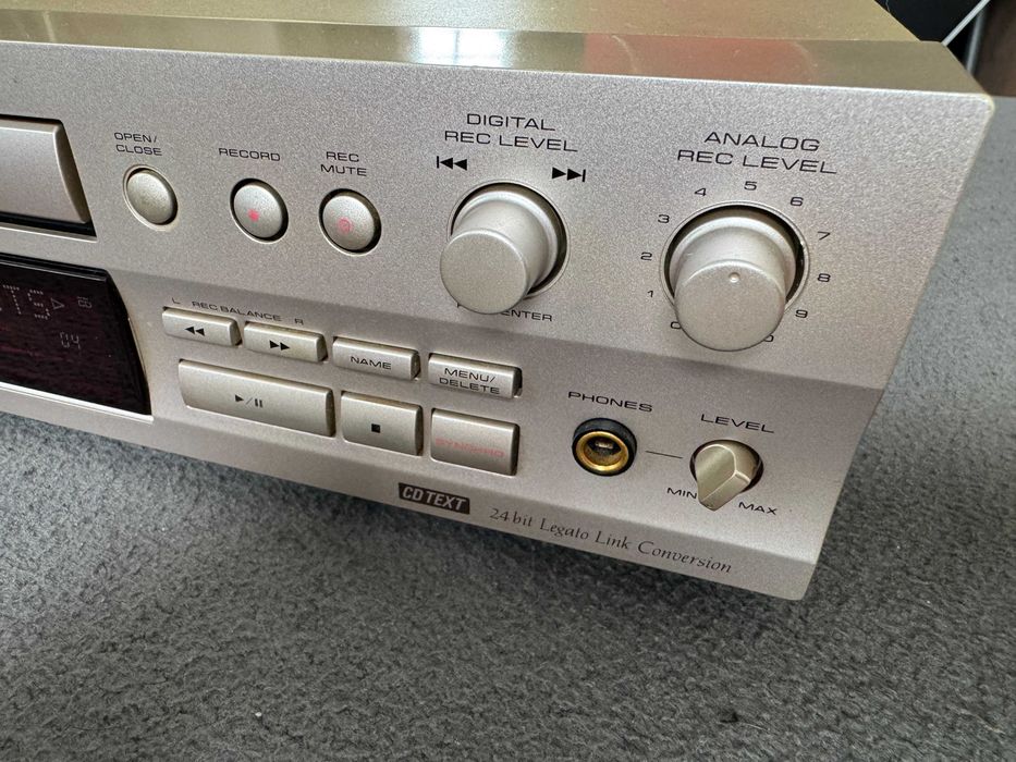 Nagrywarka CD Pioneer PDR-D50 złota z opcją DAC