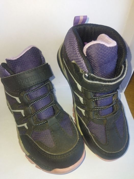 Взуття для дівчаток