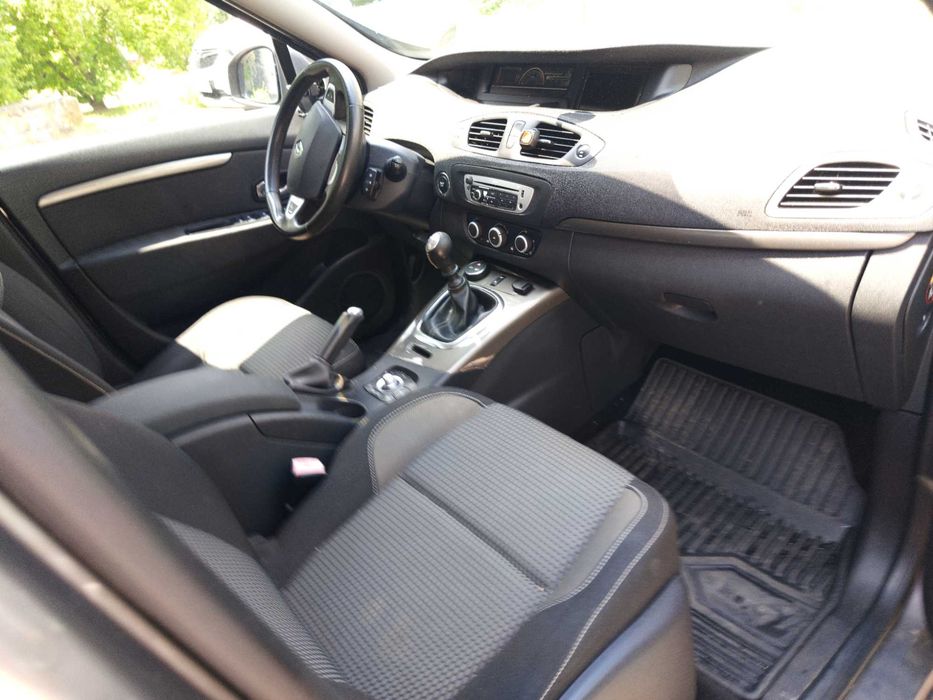 Renault Scenic  1,5 diesel rok 2013 , przebieg 218 338 km, 81 Kw