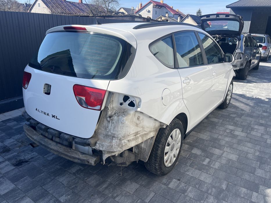 Двері seat altea дверка seat altea XL сеат альтеа толедо 3 tolledo 3