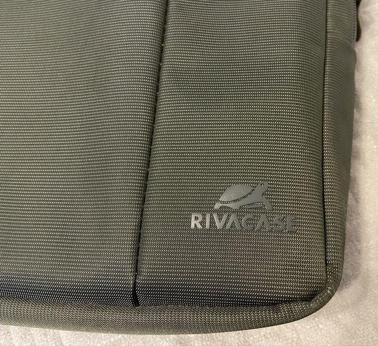 Сумка для ноутбука Rivacase