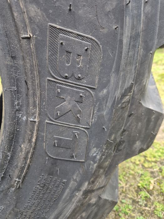 Opona 400/70-20  16.0/70-20  405/70-20