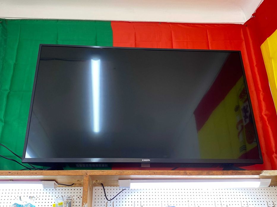 TV Xiaomi 43" Mi TV P1E LED Smart TV 4K