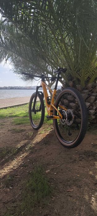 Bicicleta btt Scott Spark estado novo