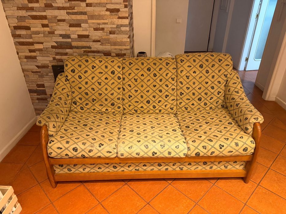 Sofás 2 cadeiroes 1 sofa de 3 pessoas