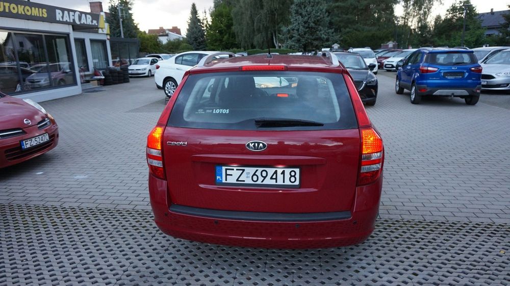 Kia Cee'd zarejestrowany, ubezpieczony. Gwarancja. Polecam !!!